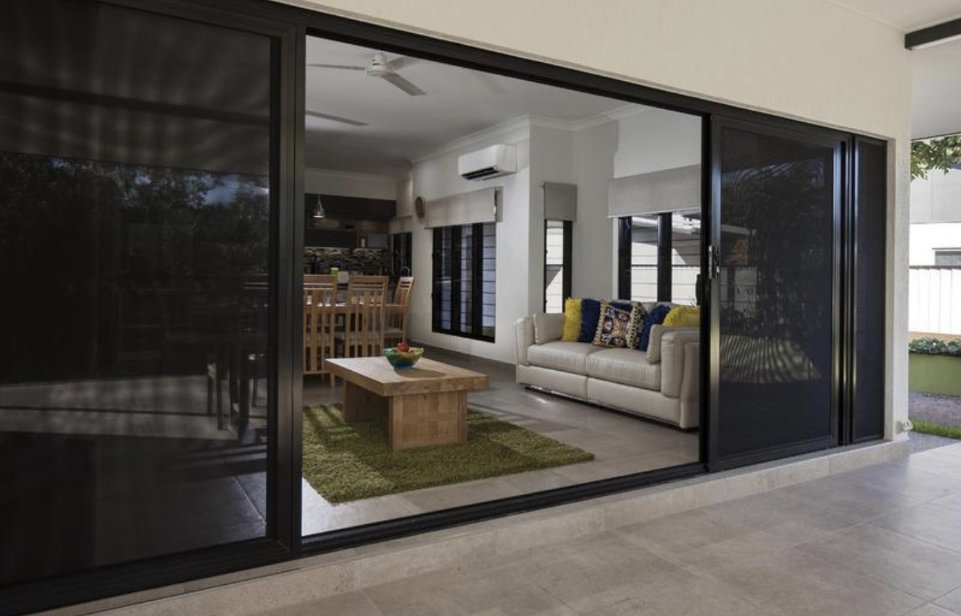 Shoalhaven Flyscreen Repairs & Servicing